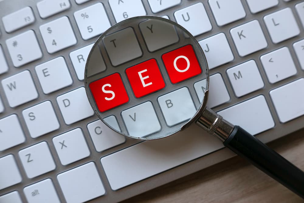 Read more about the article 不清楚SEO意思是什麼嗎？SEO行銷對於牙醫診所經營，又有什麼好處？
