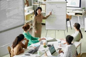 businesswoman presenting report at business traini 2022 07 18 20 59 22 utc 1