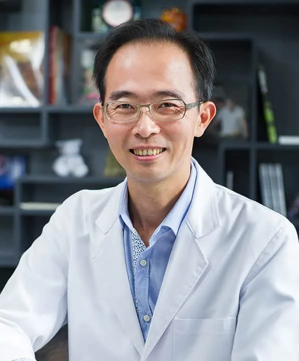 2.0 光明牙醫 黃騰毅院長phon